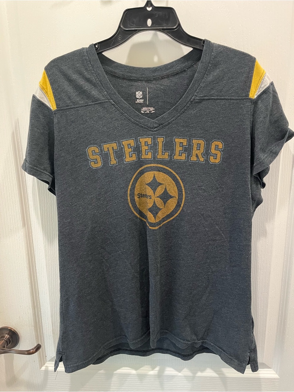 Pittsburgh Steelers Women's Gray V-Neck Tee with Gold Details
